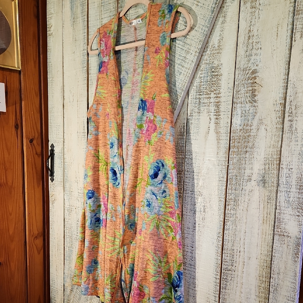 Floral Sleeveless Tunic Top - Multicolor